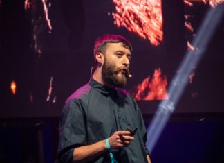 Head Microphone Wallpapers