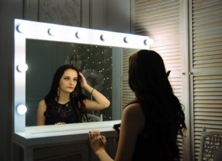 Mirror Wallpapers