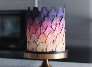 This Bakeshop Creates Amazing Tower Cakes Inspired by Fine Art and Architecture