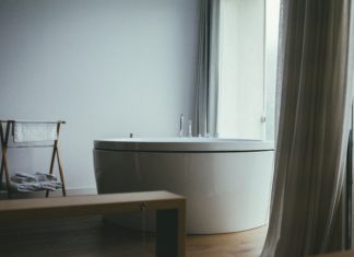 Shower Curtain Wallpapers