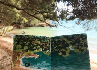 Artist Illustrates The Beauty of Beaches In Her Colorful Drawings