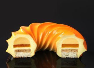 This Pastry Chef Creates Cakes Using a 3D Printer