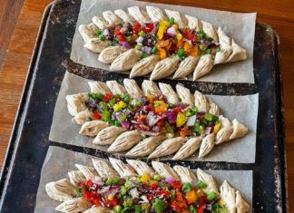Blondie + Rye is Taking Instagram by Storm with Her Beautifully Decorated Bread