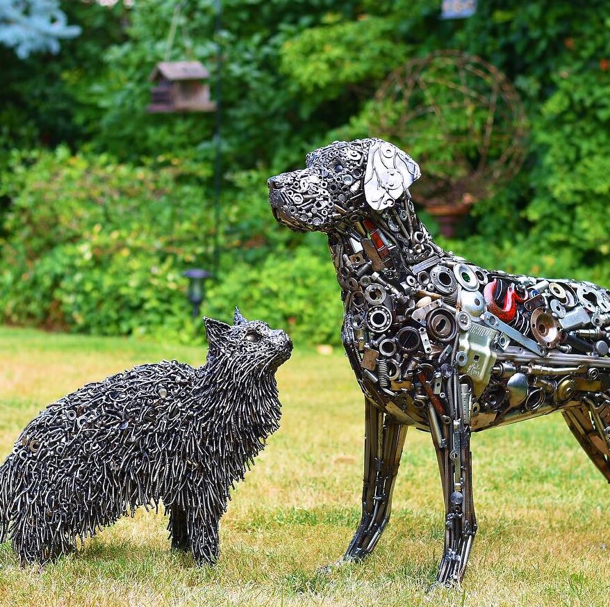 Artist Creates Amazing Metal Sculptures Using Recycled Material 