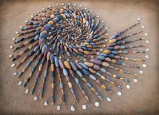 Check Out This Mesmerizing Land Art By Jon Foreman