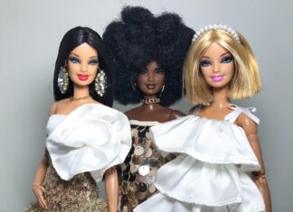 Brazilian Artist Gives Barbie Dolls Impressive Makeovers