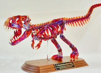 Dinosaurs Live on Through David White’s Glass Sculptures