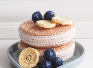 Emilie Hoyrup’s Crochet Creations Take Shape of Delicious Treats