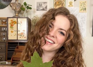 Katie Brooks is Painting Tiny Masterpieces on Dried Leaves
